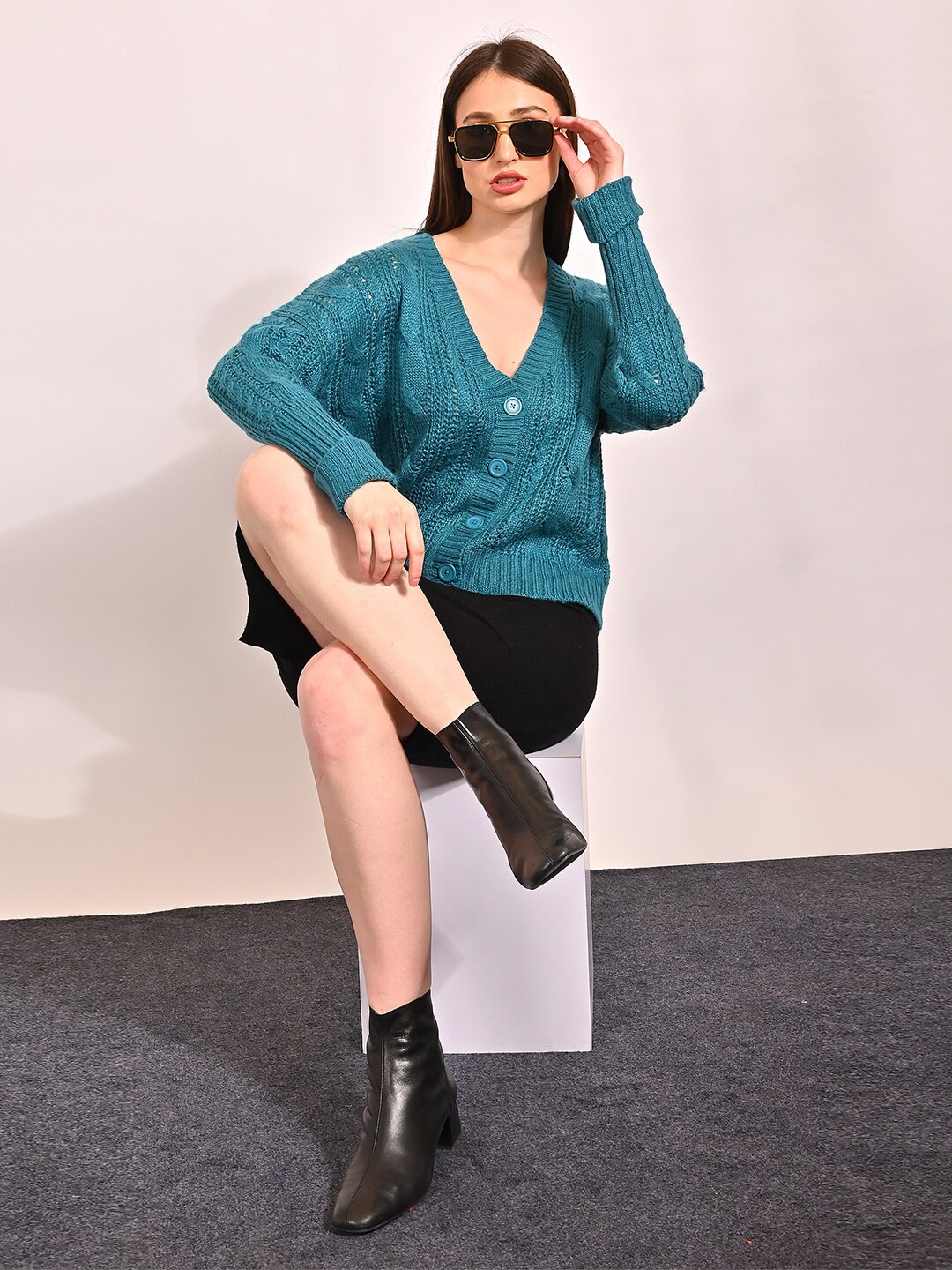 

NoBarr Open Knit V-Neck Long Sleeves Acrylic Crop Cardigan Sweater, Green