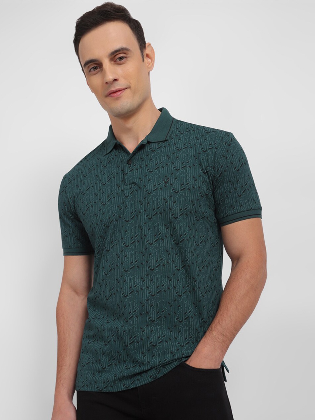 

Allen Solly Men Printed Polo Collar Pockets T-shirt, Green