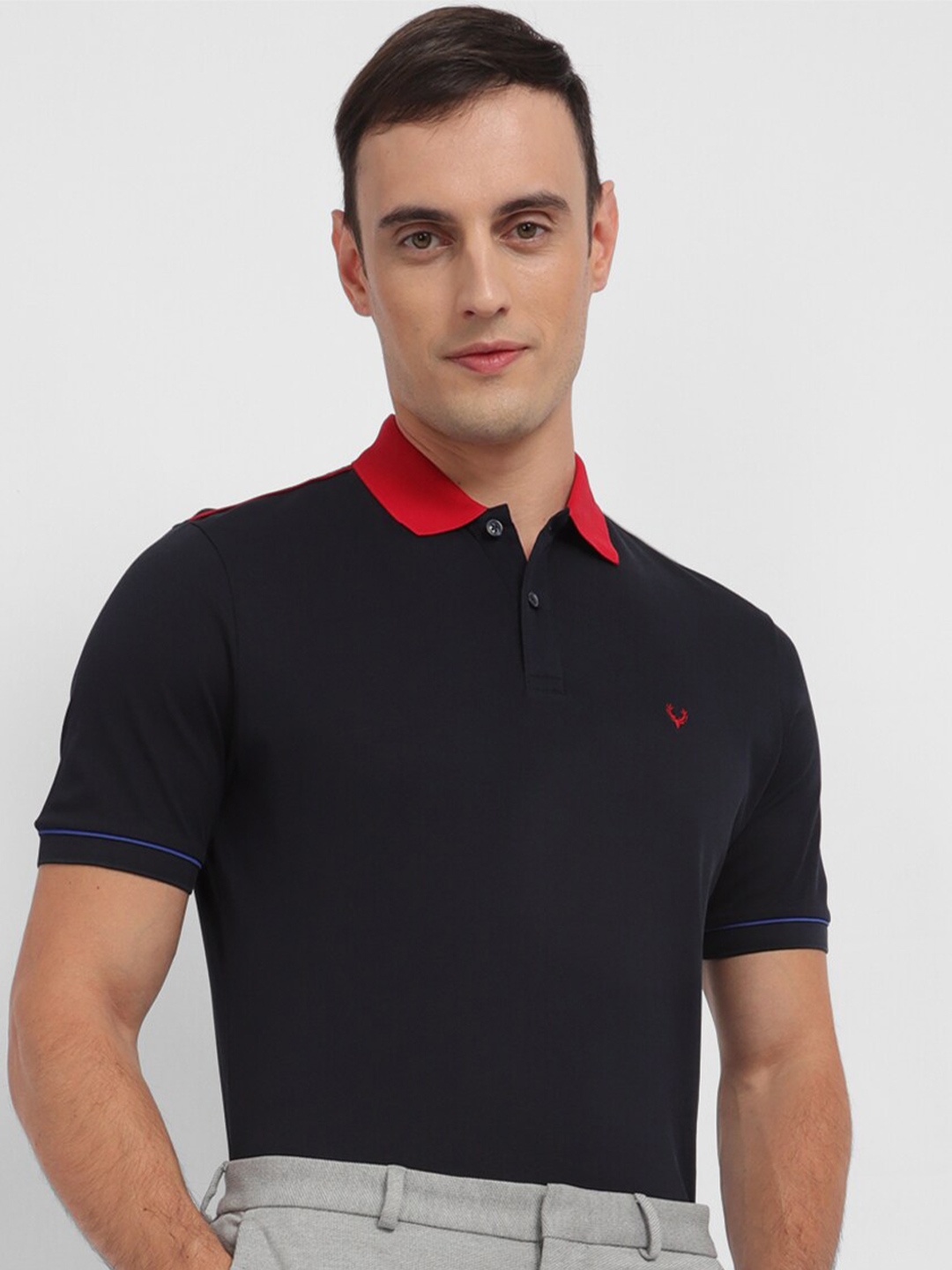 

Allen Solly Men Polo Collar Pockets T-shirt, Black