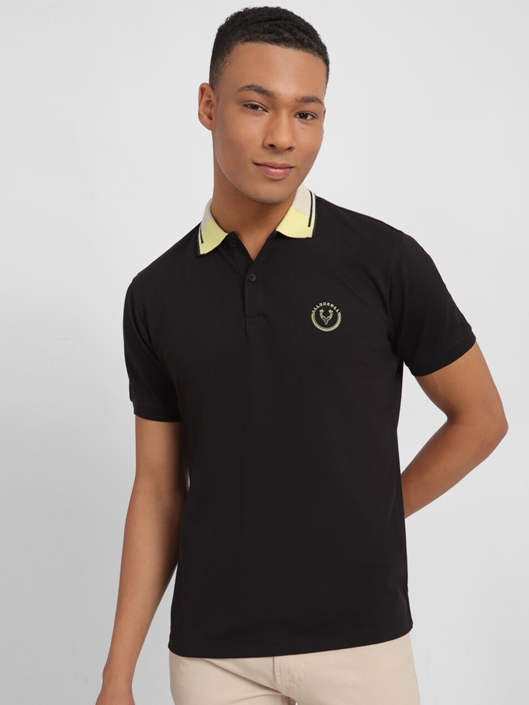 

Allen Solly Men Polo Collar Applique T-shirt, Black