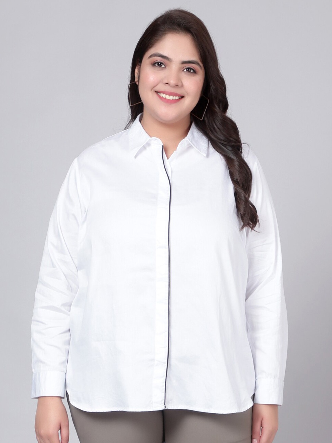 

Indietoga Plus Size White Solid Slim Fit Cotton Formal Shirts