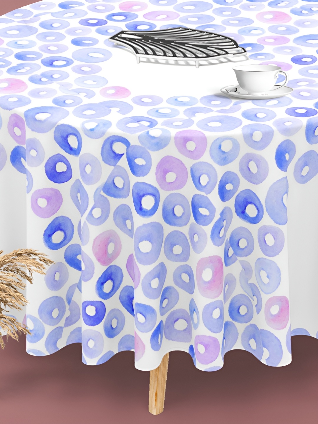 

ArtzFolio Blue & White Anti-Slip Round 8-Seater Table Cover