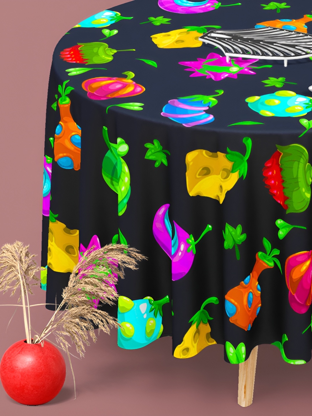

ArtzFolio Black & Yellow Anti-Slip Round 6-Seater Table Cover