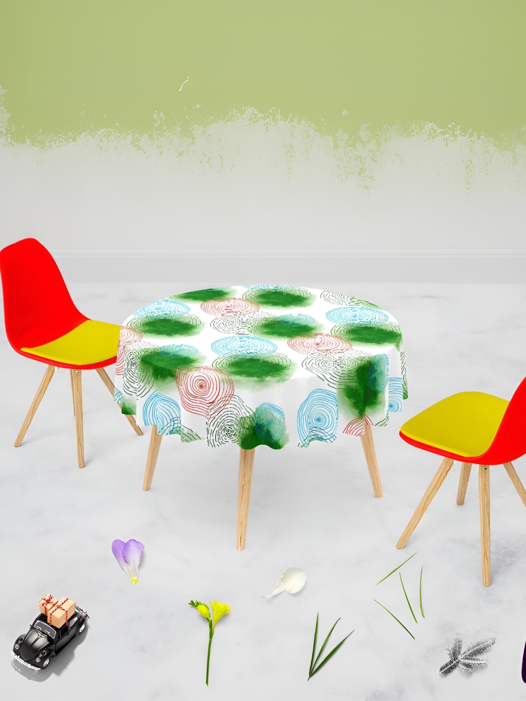 

ArtzFolio White & Green Anti-Slip Round 8-Seater Table Cover