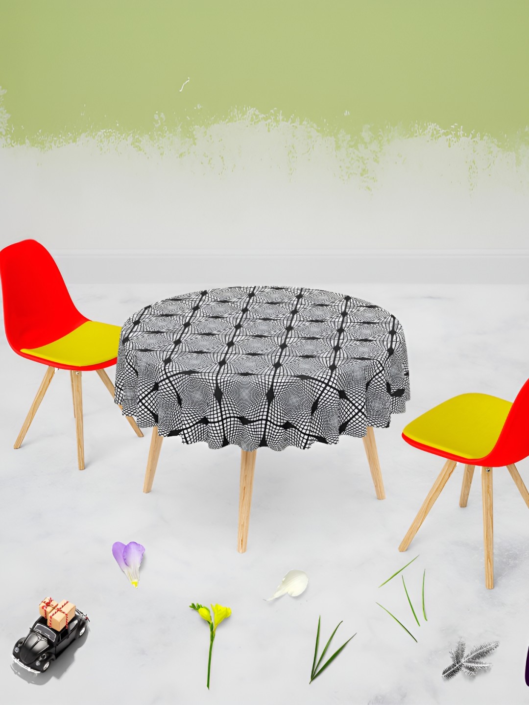 

ArtzFolio Grey & Black Printed Velvet Anti-Slip Round Table Cover