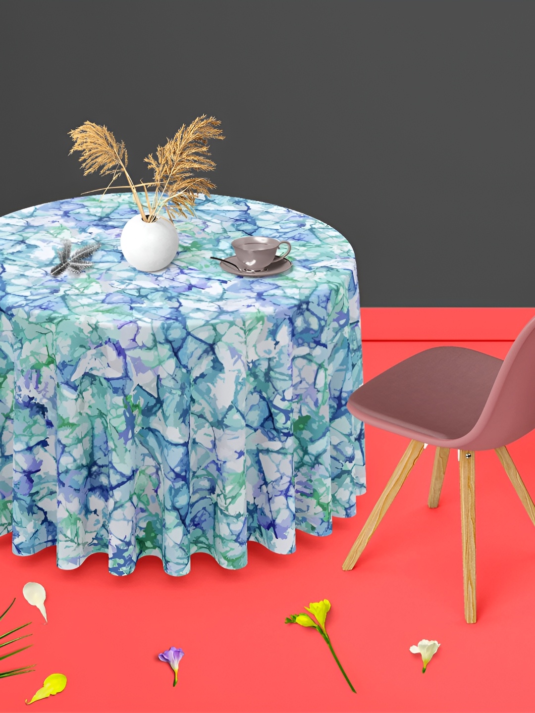 

ArtzFolio White & Blue Cotton Anti-Slip Round 4-Seater Table Cover