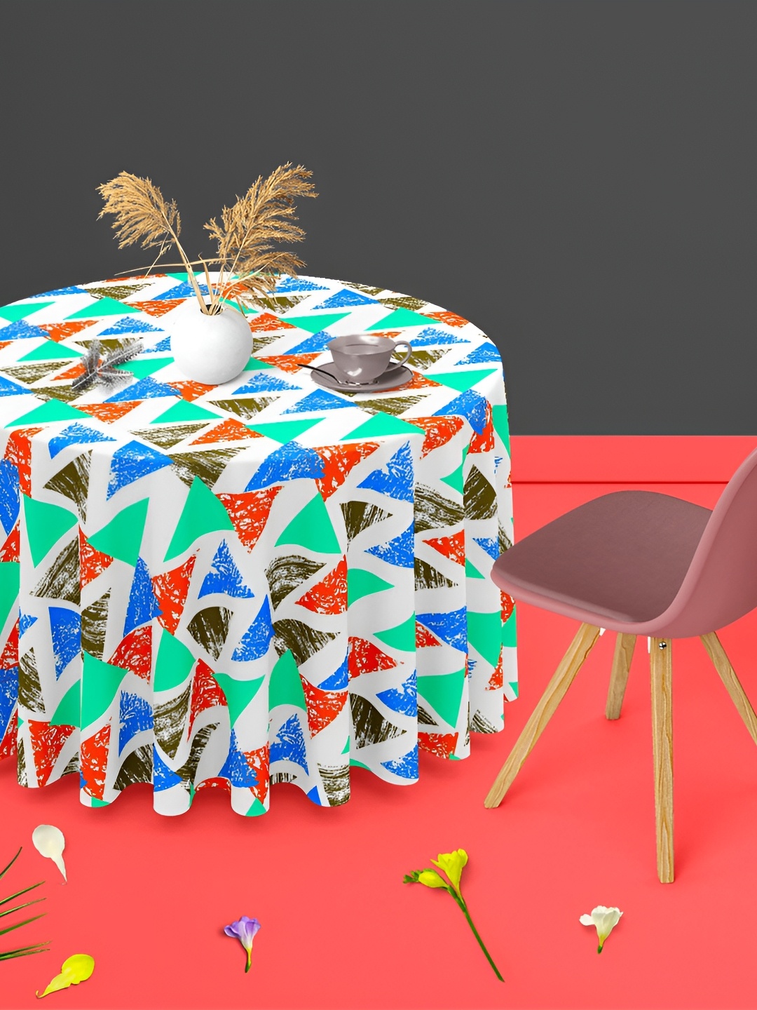 

ArtzFolio Green & Red Printed Anti-Slip Velvet Round 6-Seater Table Cover