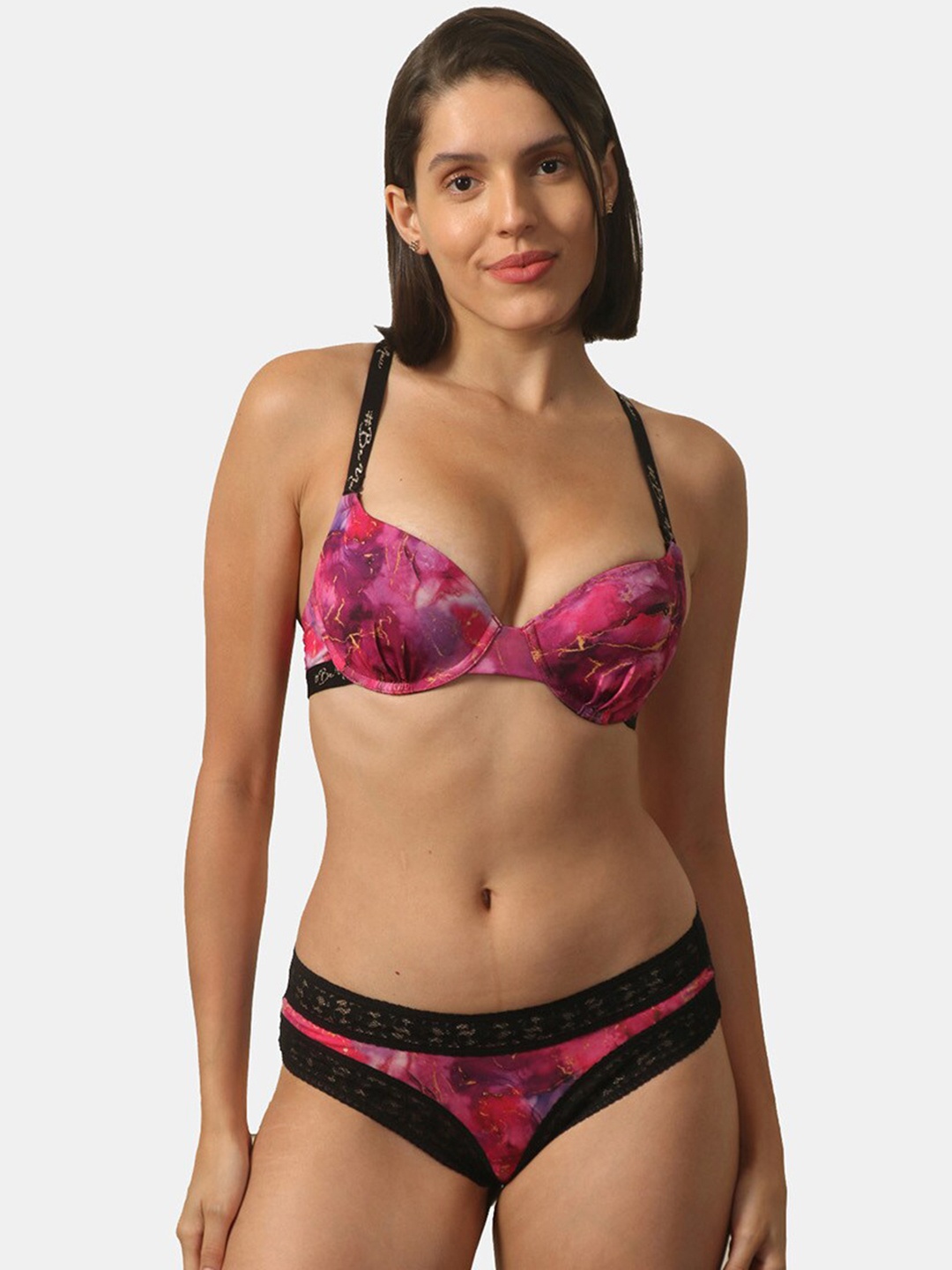 

Soie Lightly Printed Lightly Padded Medium Coverage Lingerie Set, Pink