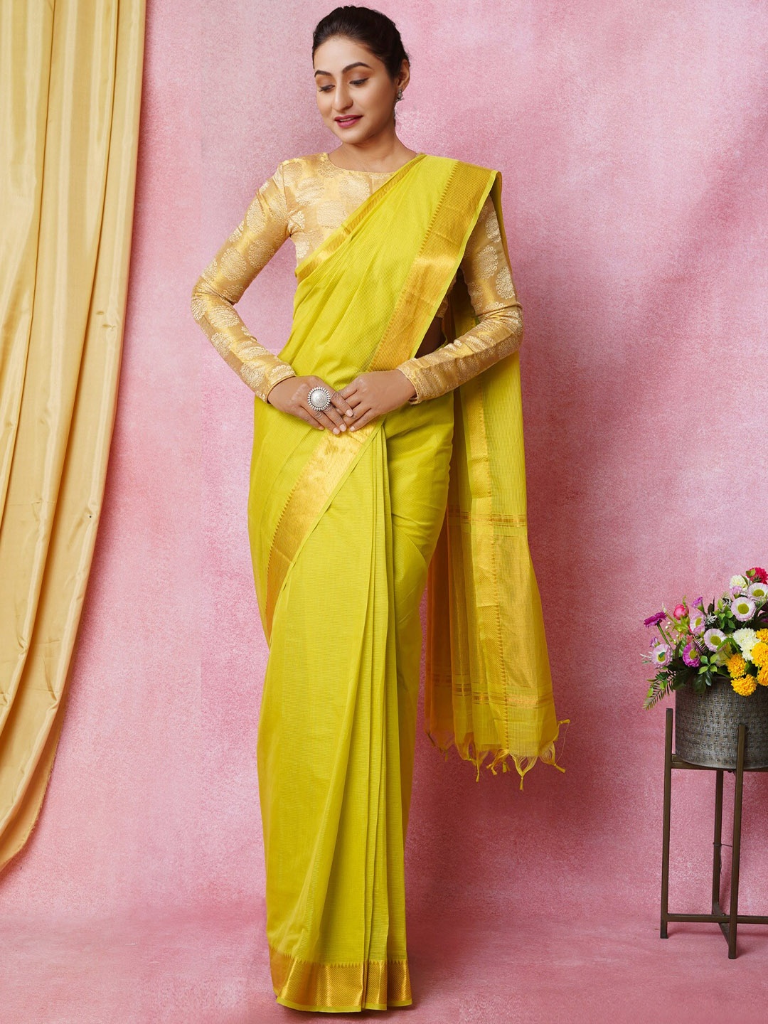 

Unnati Silks Pure Cotton Handloom Mangalagiri Zari Saree, Green