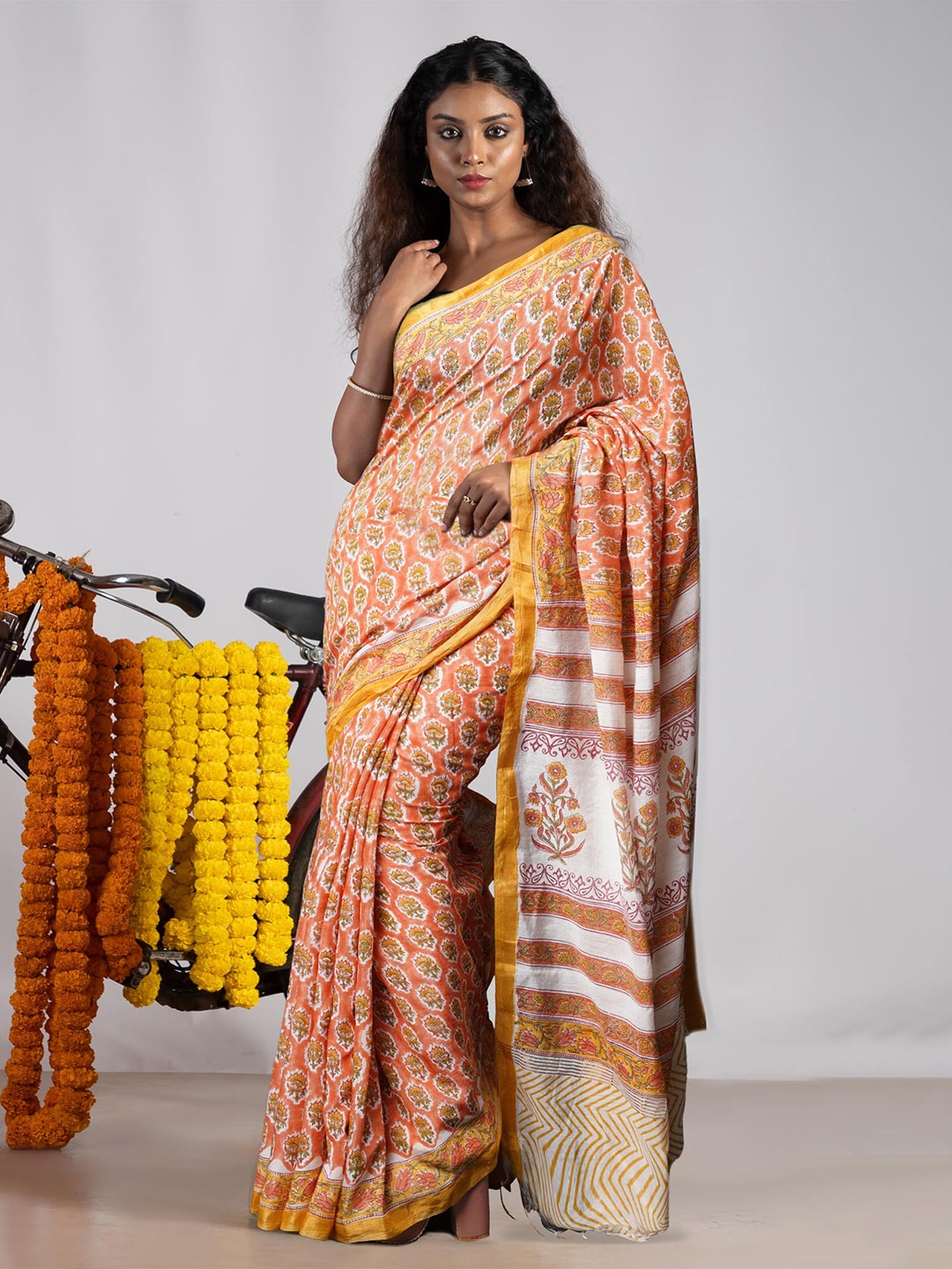 

Unnati Silks Floral Printed Zari Chanderi Saree, Orange