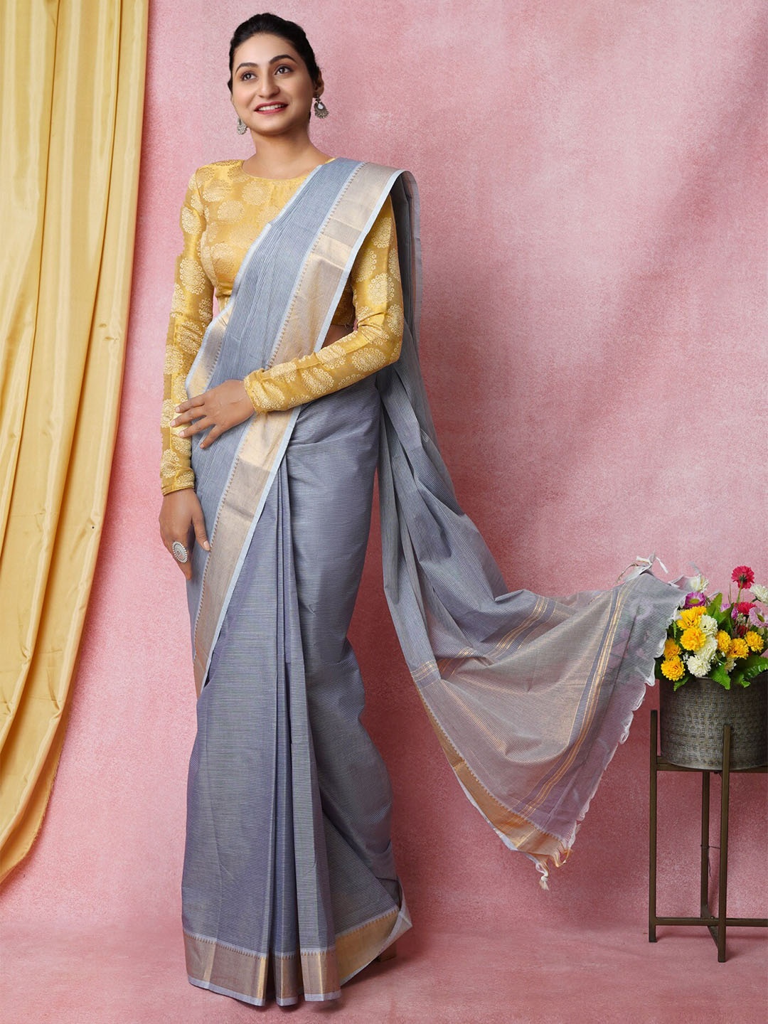 

Unnati Silks Zari Pure Cotton Mangalagiri Saree, Grey