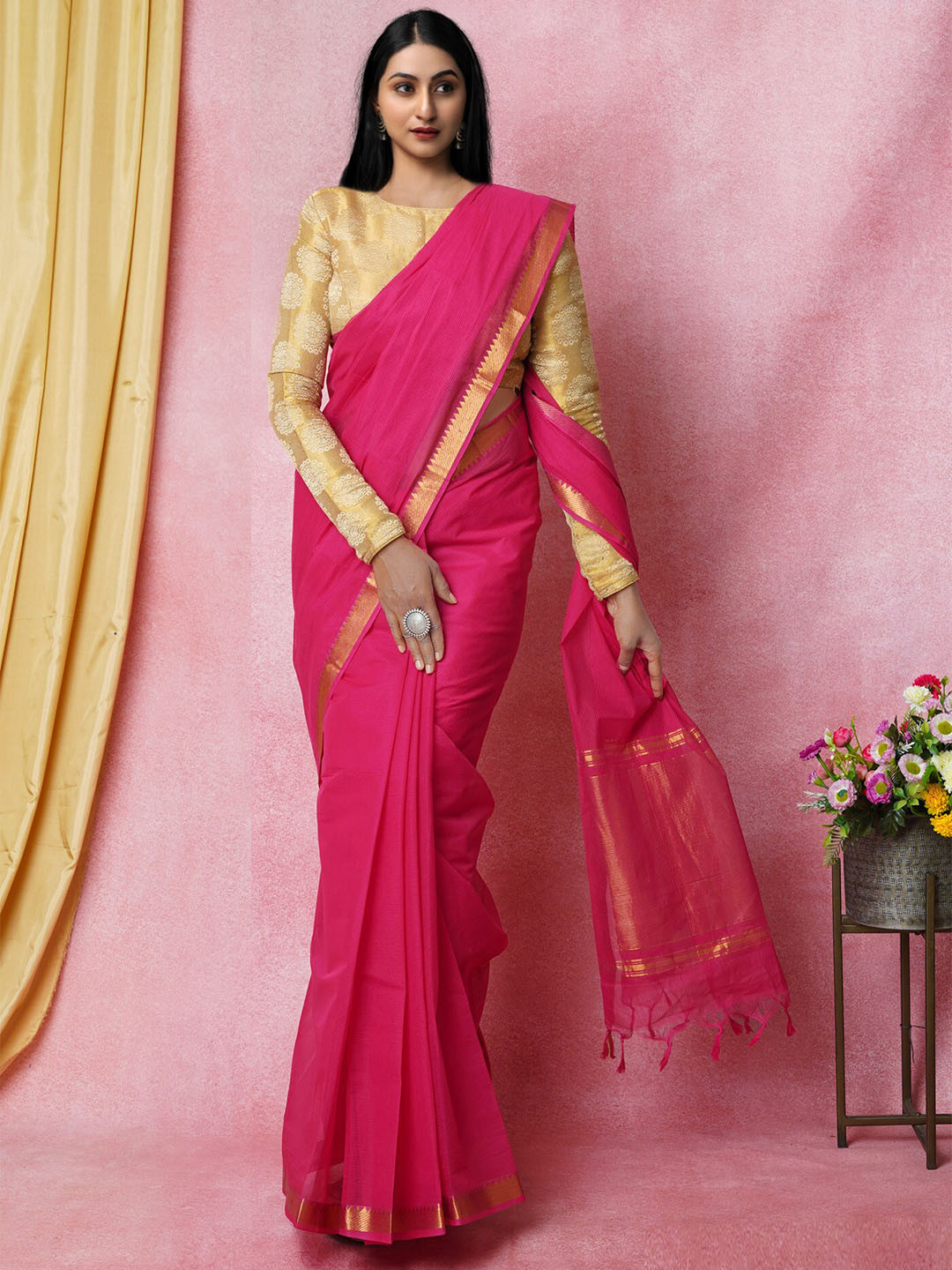 

Unnati Silks Zari Pure Cotton Handloom Mangalagiri Saree, Pink