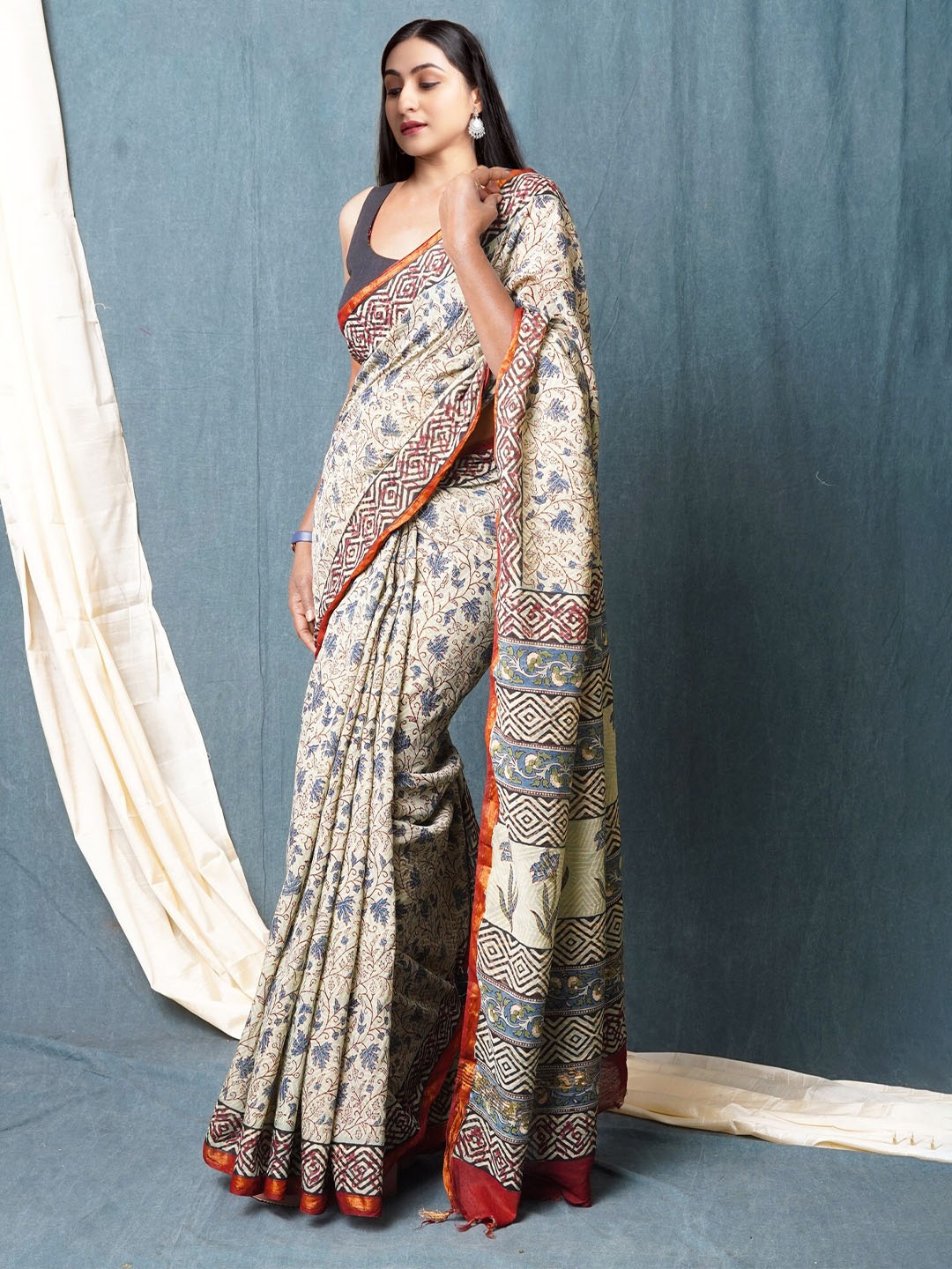 

Unnati Silks Floral Printed Zari Silk Cotton Handloom Chanderi Saree, Blue