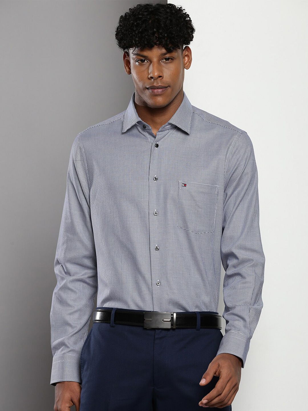 

Tommy Hilfiger Men Opaque Casual Shirt, Navy blue