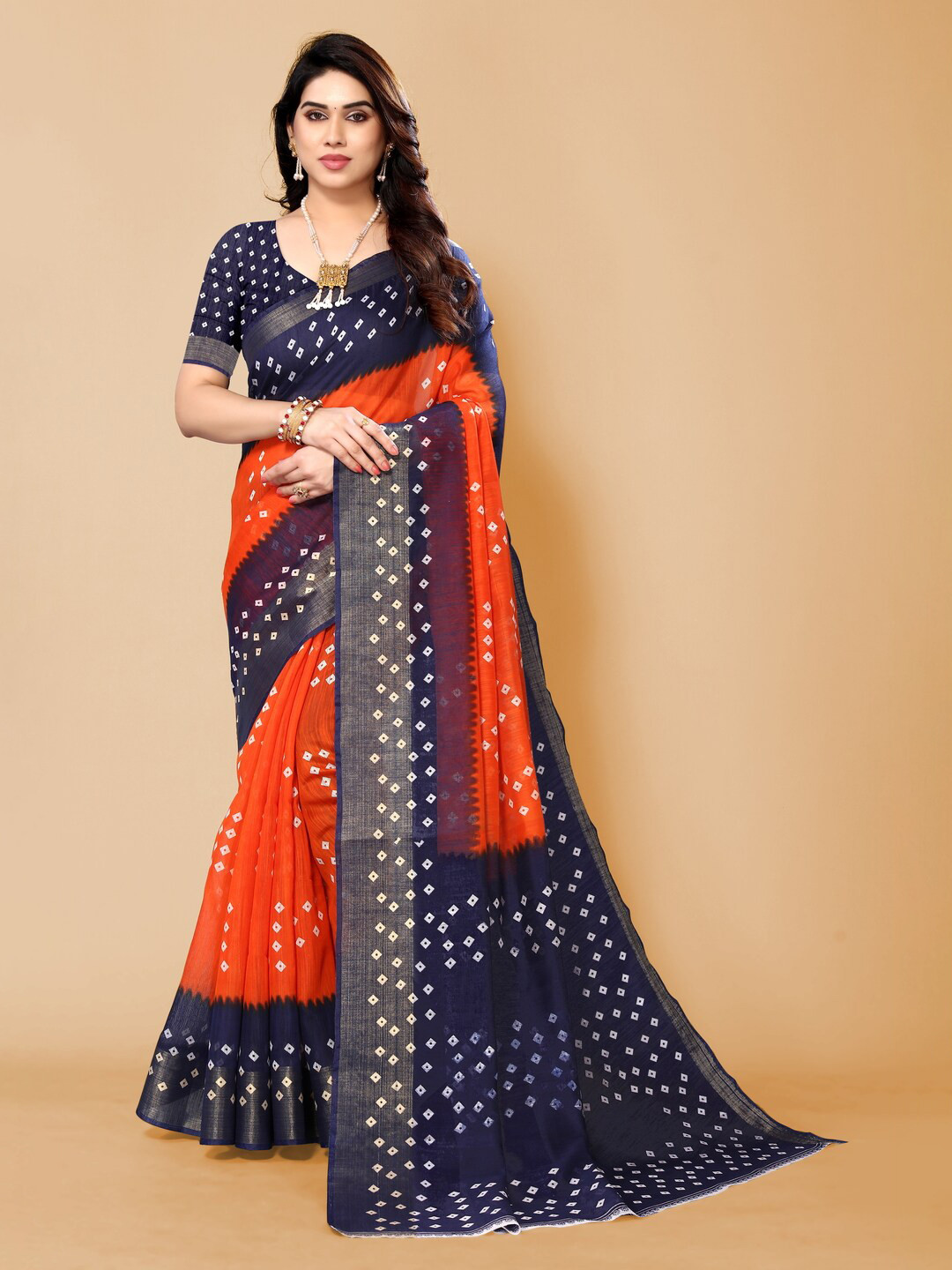 

Bandhanivilla Printed Zari Bandhani Saree, Orange