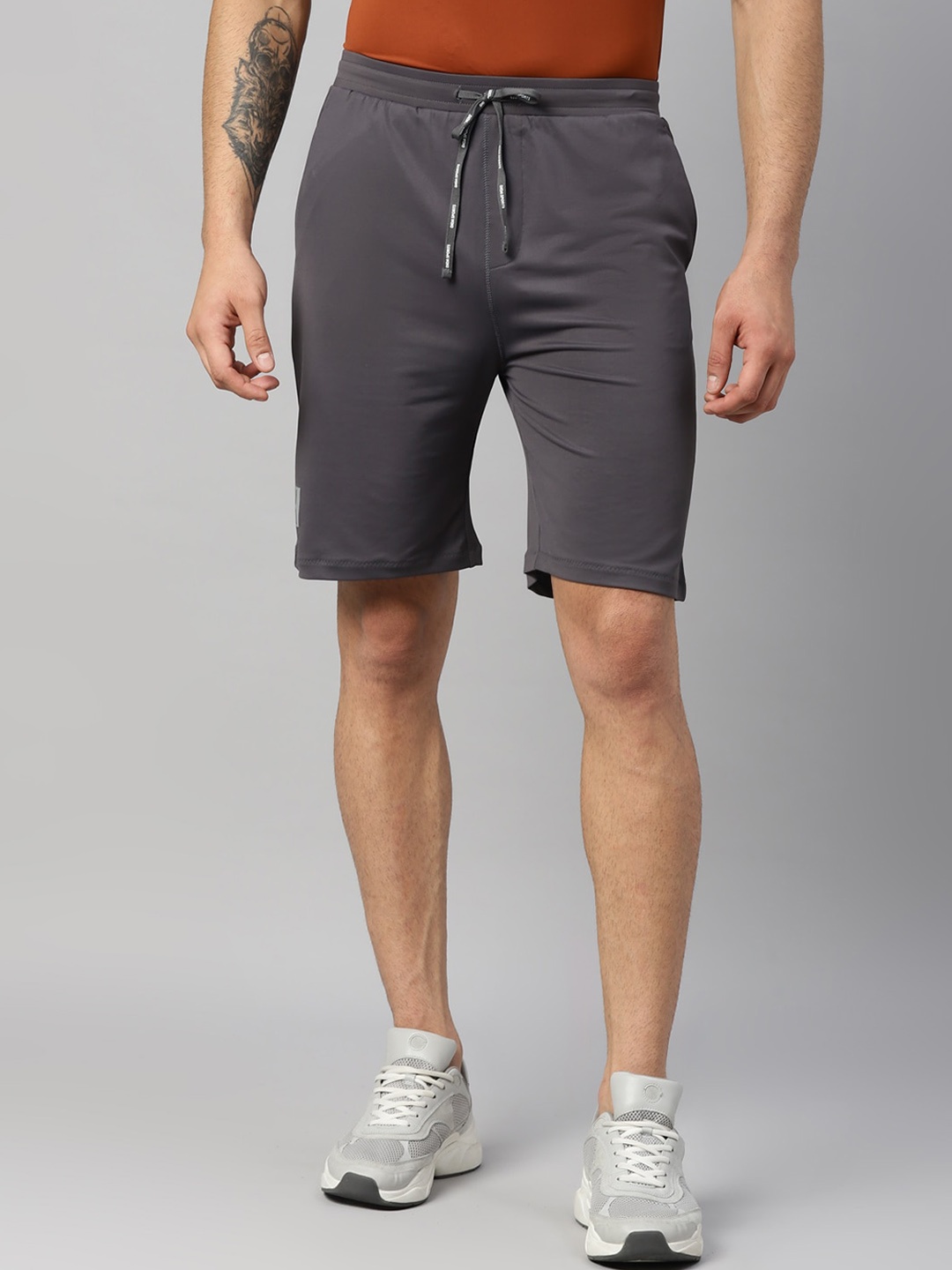 

DIDA Men Training or Gym Dri-FIT Sports Shorts, Grey