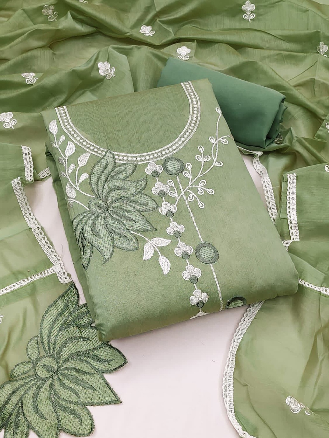 

ZEEPKART Embroidered Organza Unstitched Dress Material, Green