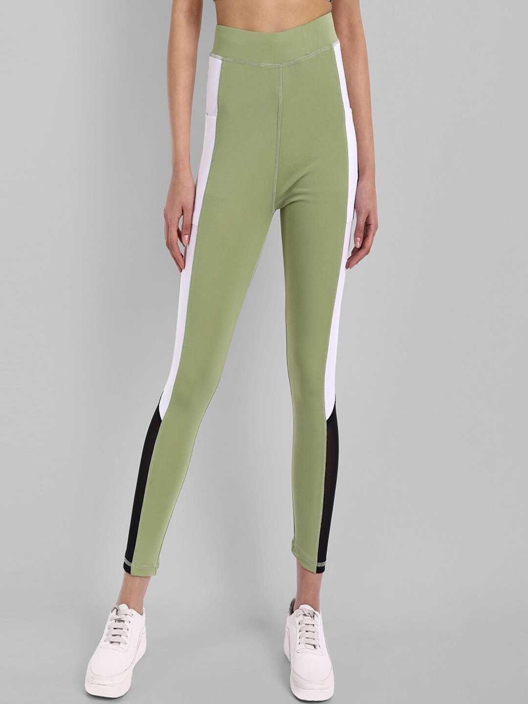

KRONMENINEN Relaxed-Fit Ankle-Length Rapid-Dry Tights, Green