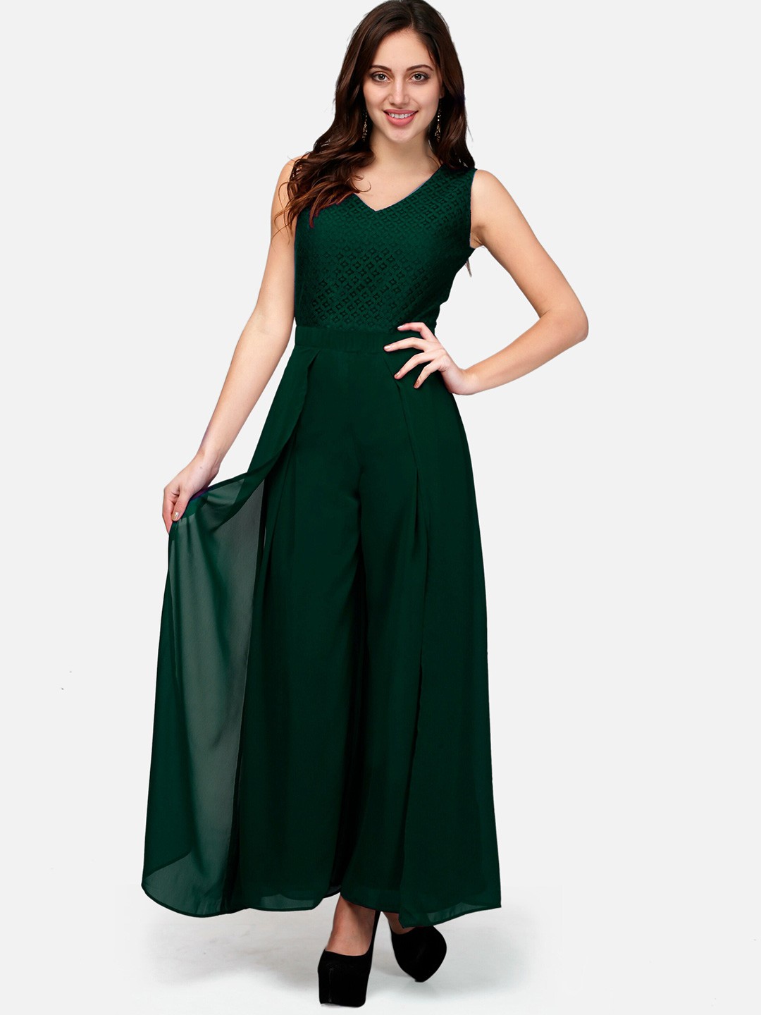 

V&M Self Design V-Neck Basic Jumpsuit, Green
