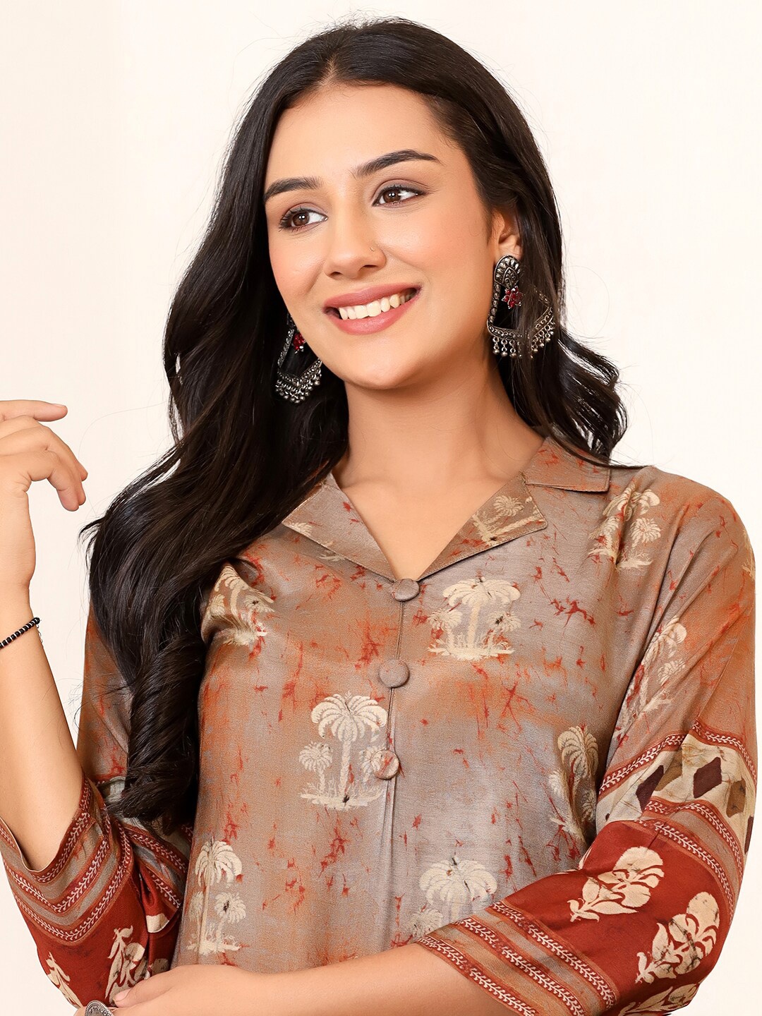 

Vishudh Ethnic Motifs Printed Regular Kurta with Dhoti Pants, Rust