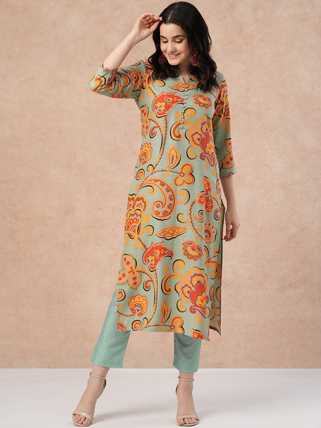 

KALINI Floral Printed Round Neck Regular Kurta With Trousers, Sea green