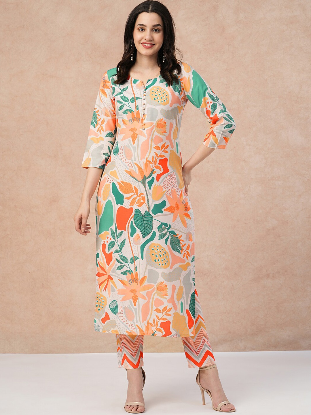 

KALINI Floral Printed Round Neck Regular Kurta With Trousers, Cream