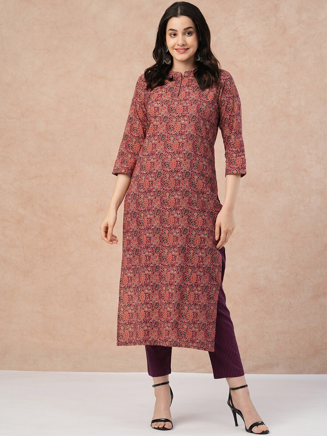 

KALINI Ethnic Motifs Printed Mandarin Collar Regular Kurta with Trousers, Maroon