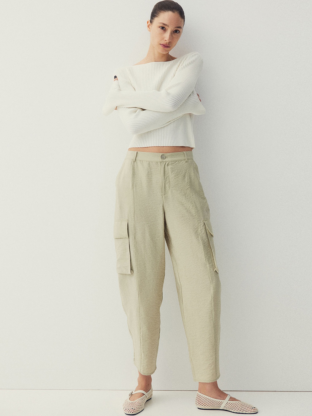 

H&M Women Cargo Trousers, Green