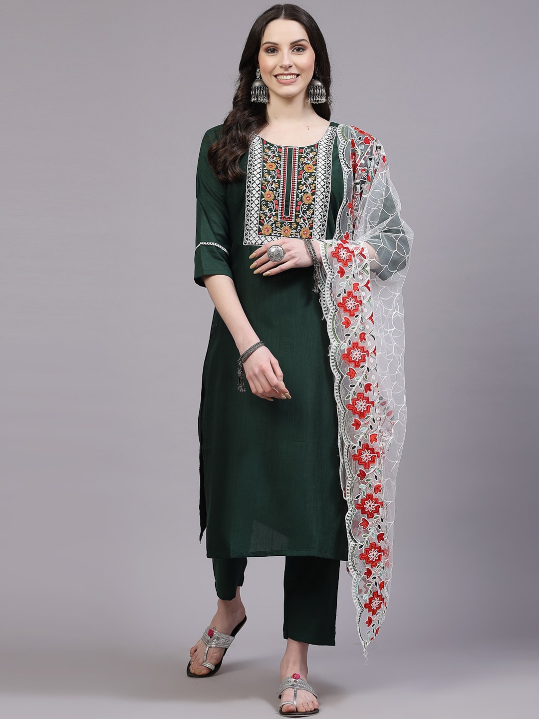 

BAESD Floral Yoke Design Thread Work Kurta with Trousers & Dupatta, Green