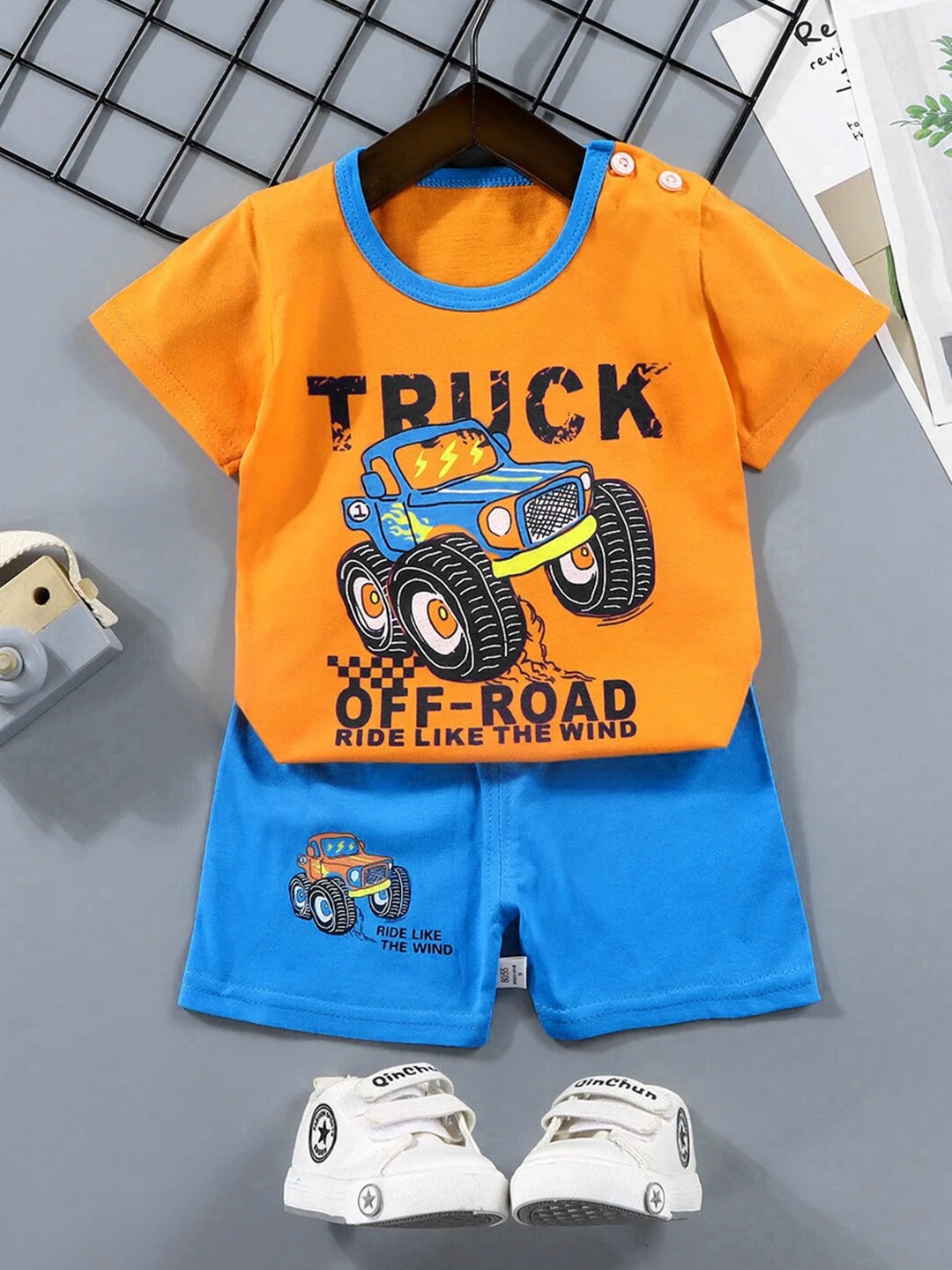 

Bold N Elegant Kids Ride Like Wind Printed Pure Cotton T-shirt with Shorts, Orange