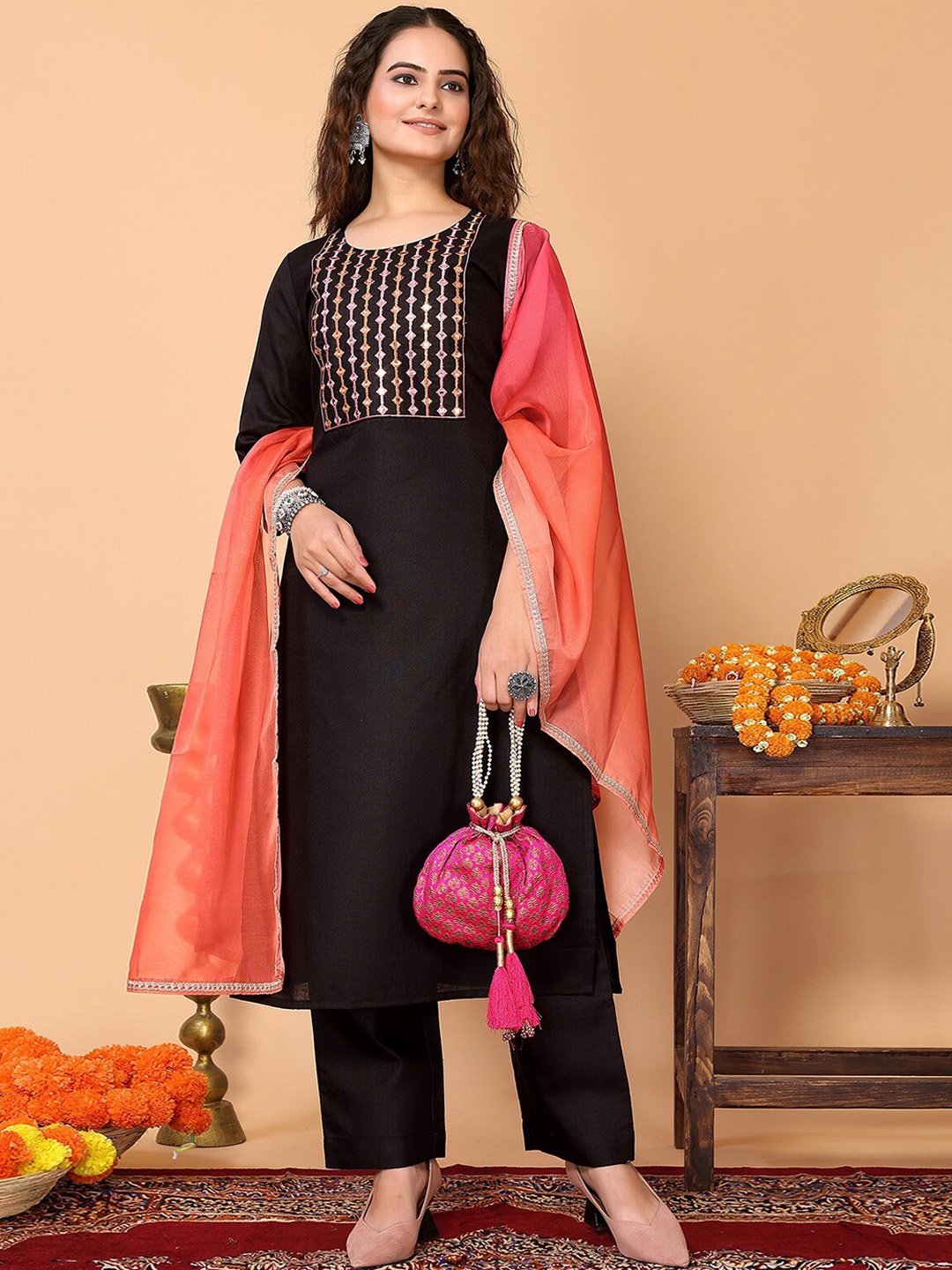 

ODETTE Yoke Design Regular Mirror Work Kurta with Trousers & Dupatta, Black