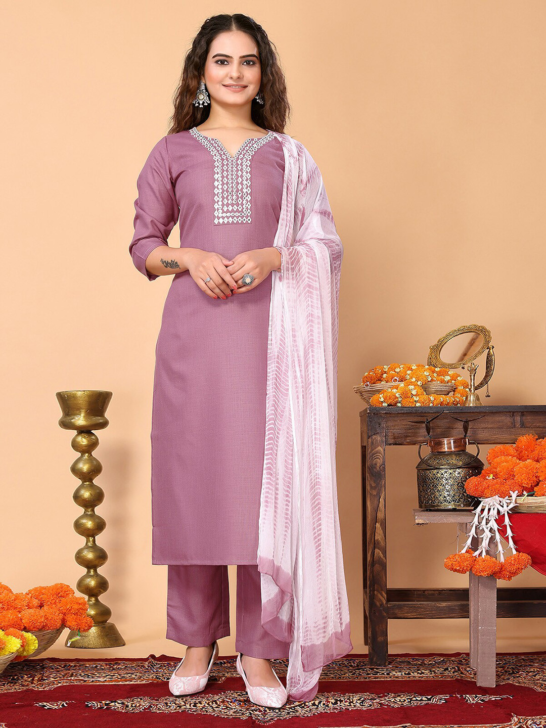 

ODETTE Yoke Design Regular Mirror Work Kurta With Trousers & Dupatta, Mauve