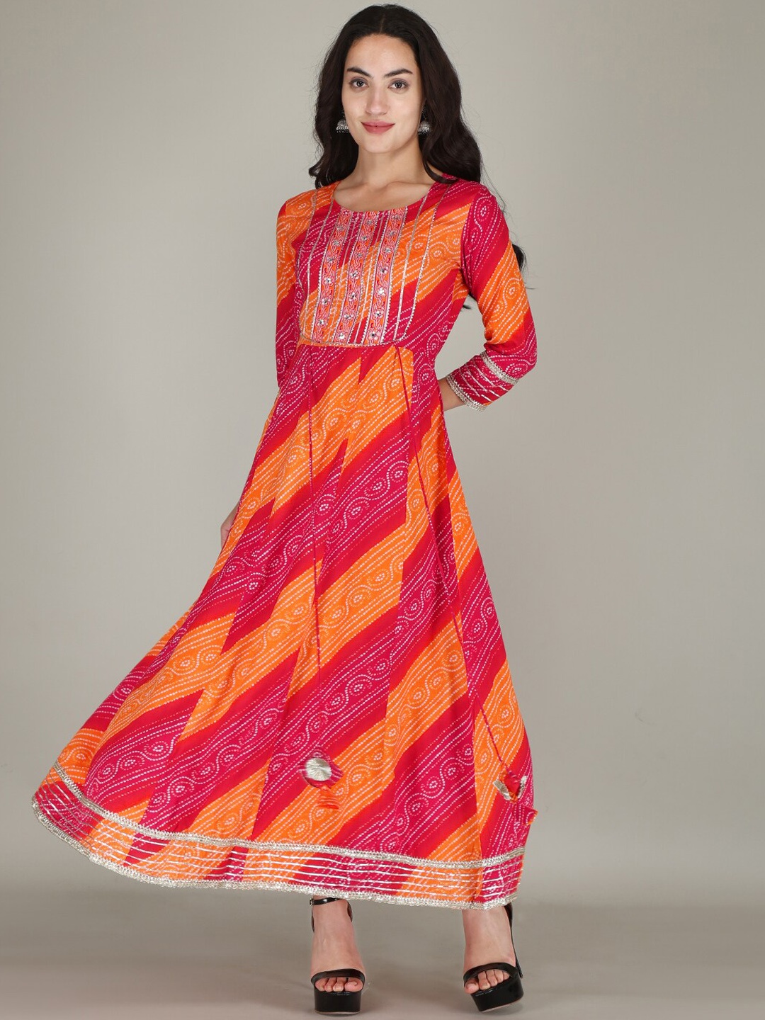 

PARTHVI Bandhani Printed Regular Mirror Work Anarkali Kurta With Trousers, Pink