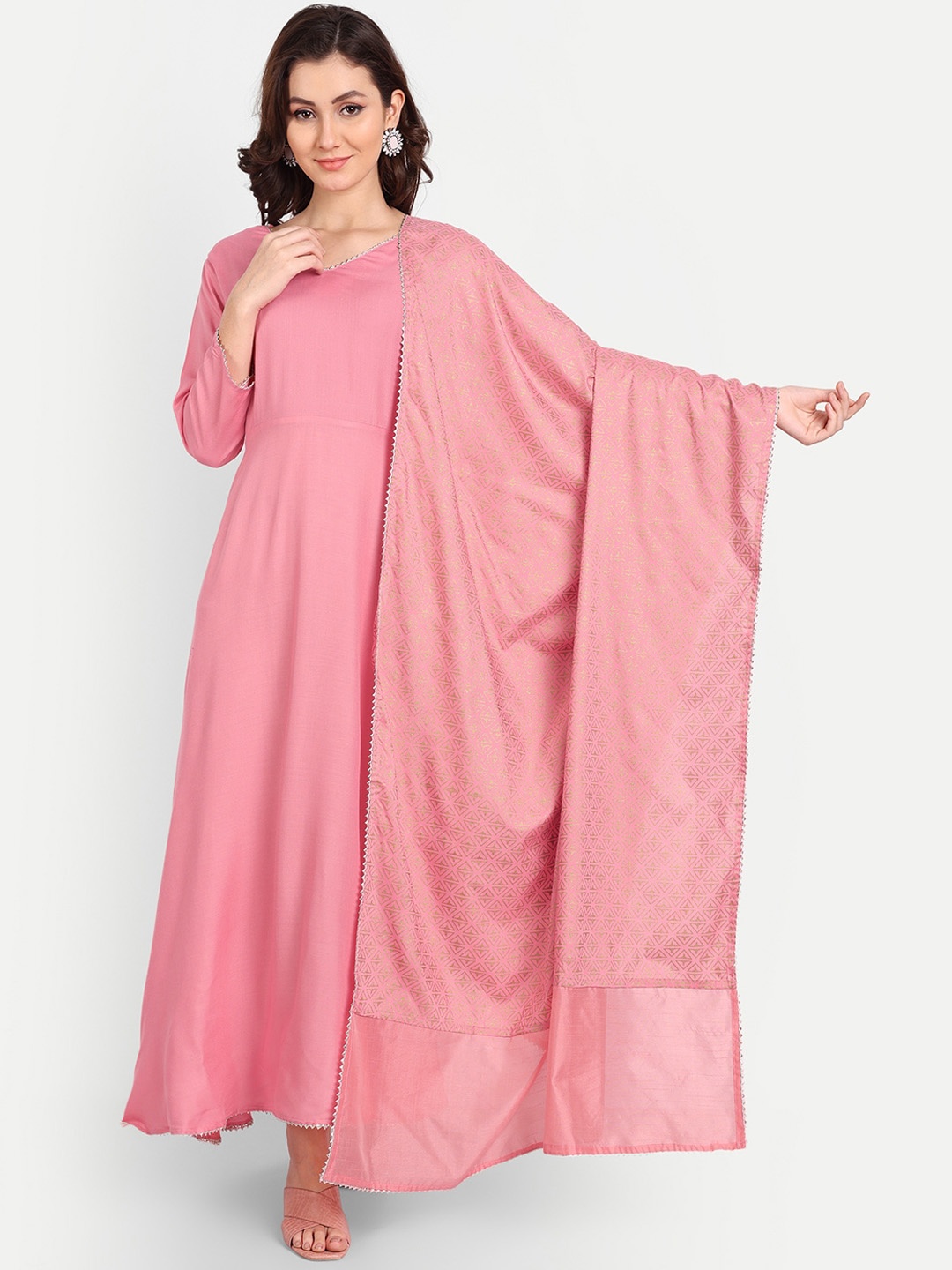 

PARTHVI Flared Sleeves Round Neck Sequinned Kurta, Pink