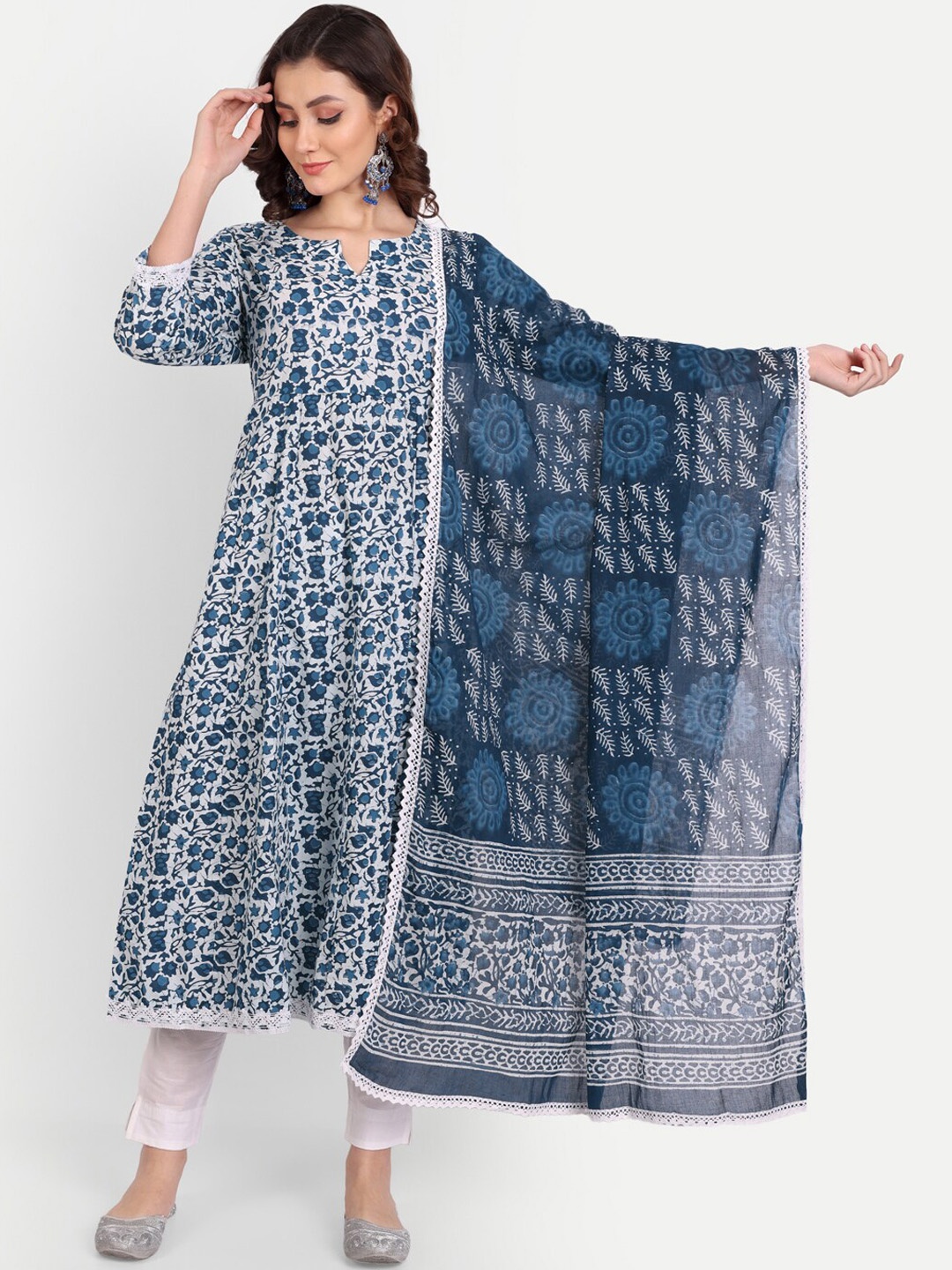 

PARTHVI Ethnic Motifs Printed Regular Kurta With Trousers & Dupatta, Blue