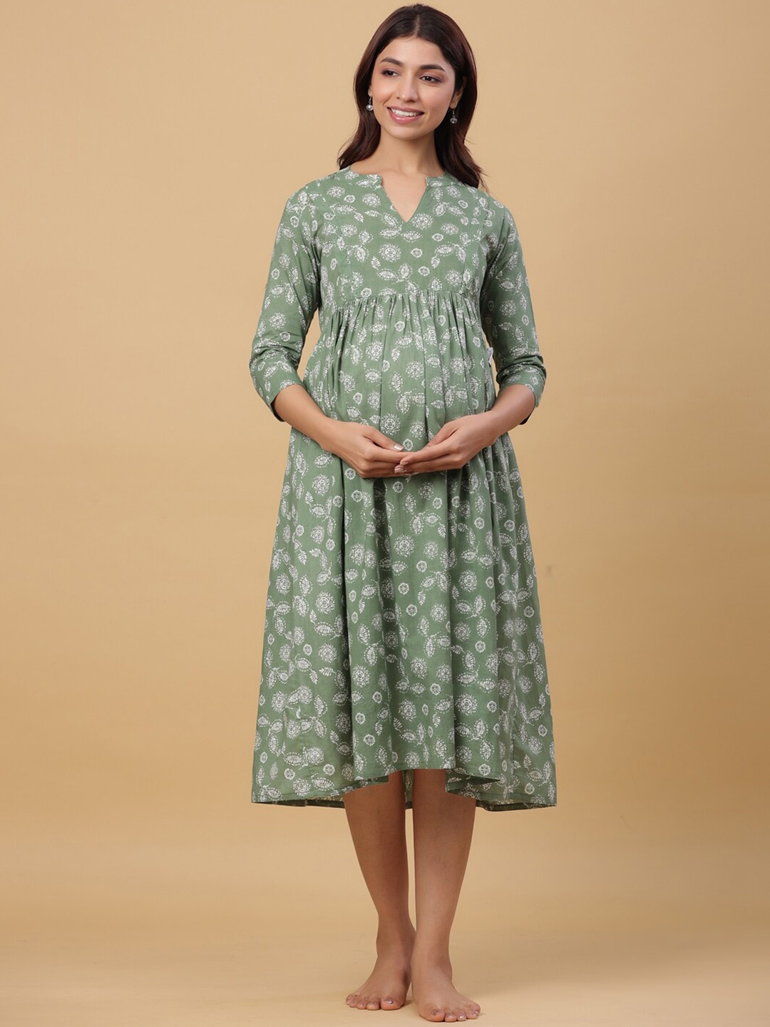 

CRAFIQA Ethnic Motifs Printed Pure Cotton Maternity Midi Nightdress, Green