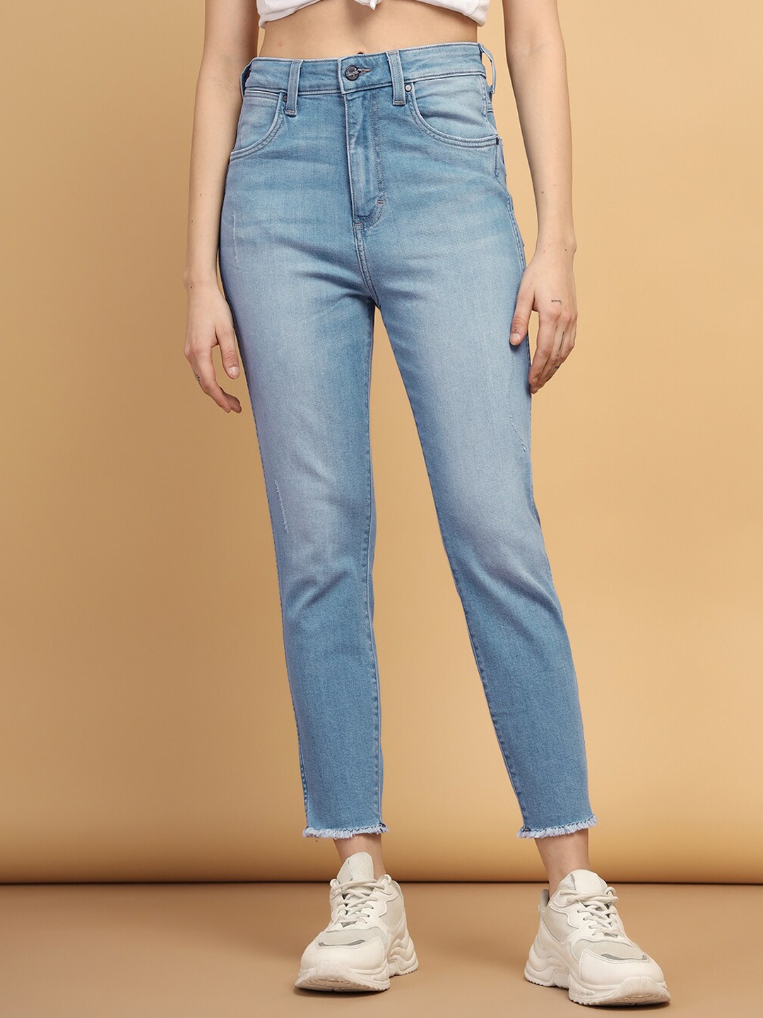 

Wrangler Women Skinny Fit High-Rise Low Distress Light Fade Stretchable Jeans, Blue