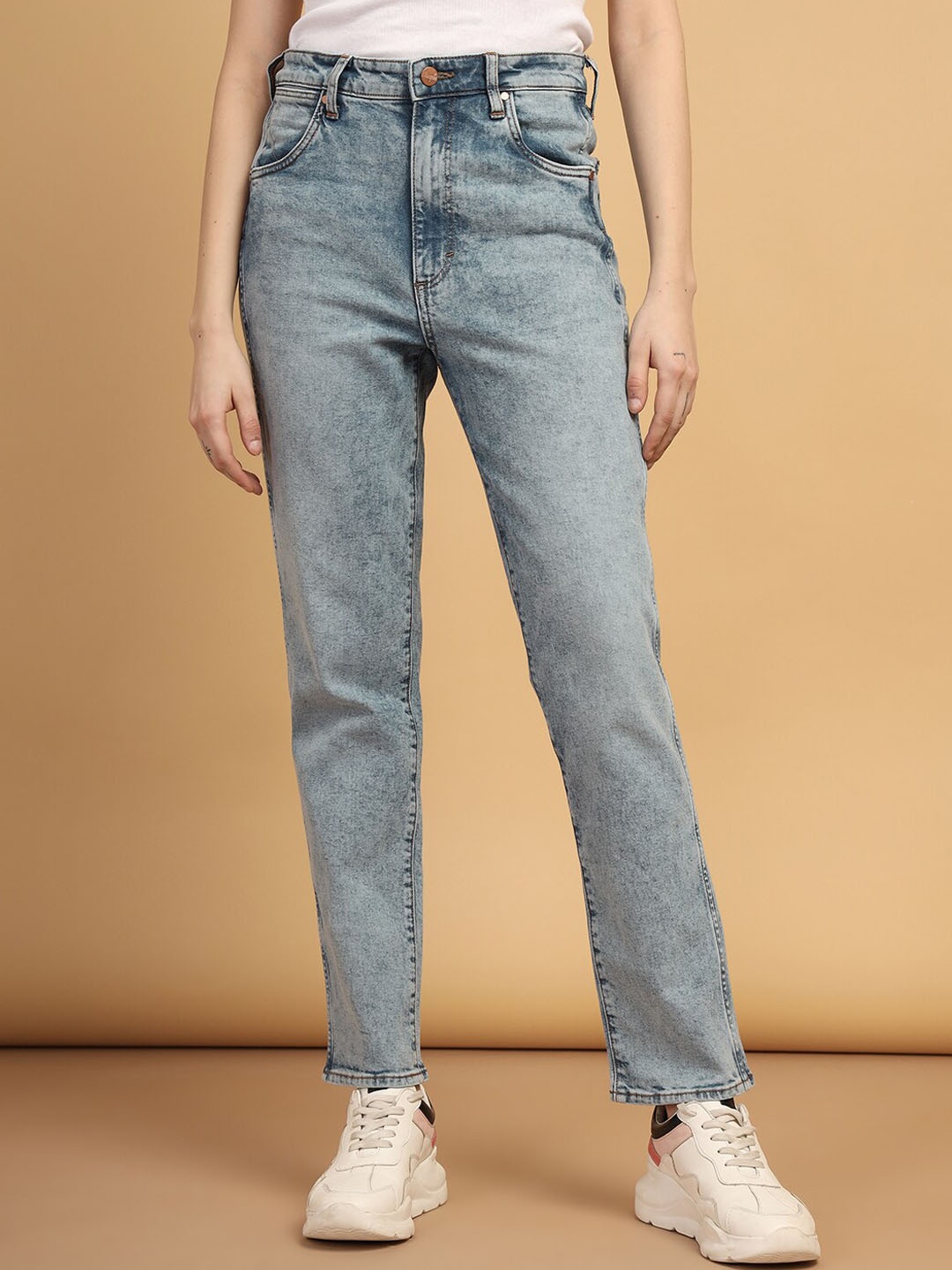 

Wrangler Women Slim Fit High-Rise Heavy Fade Stretchable Jeans, Blue