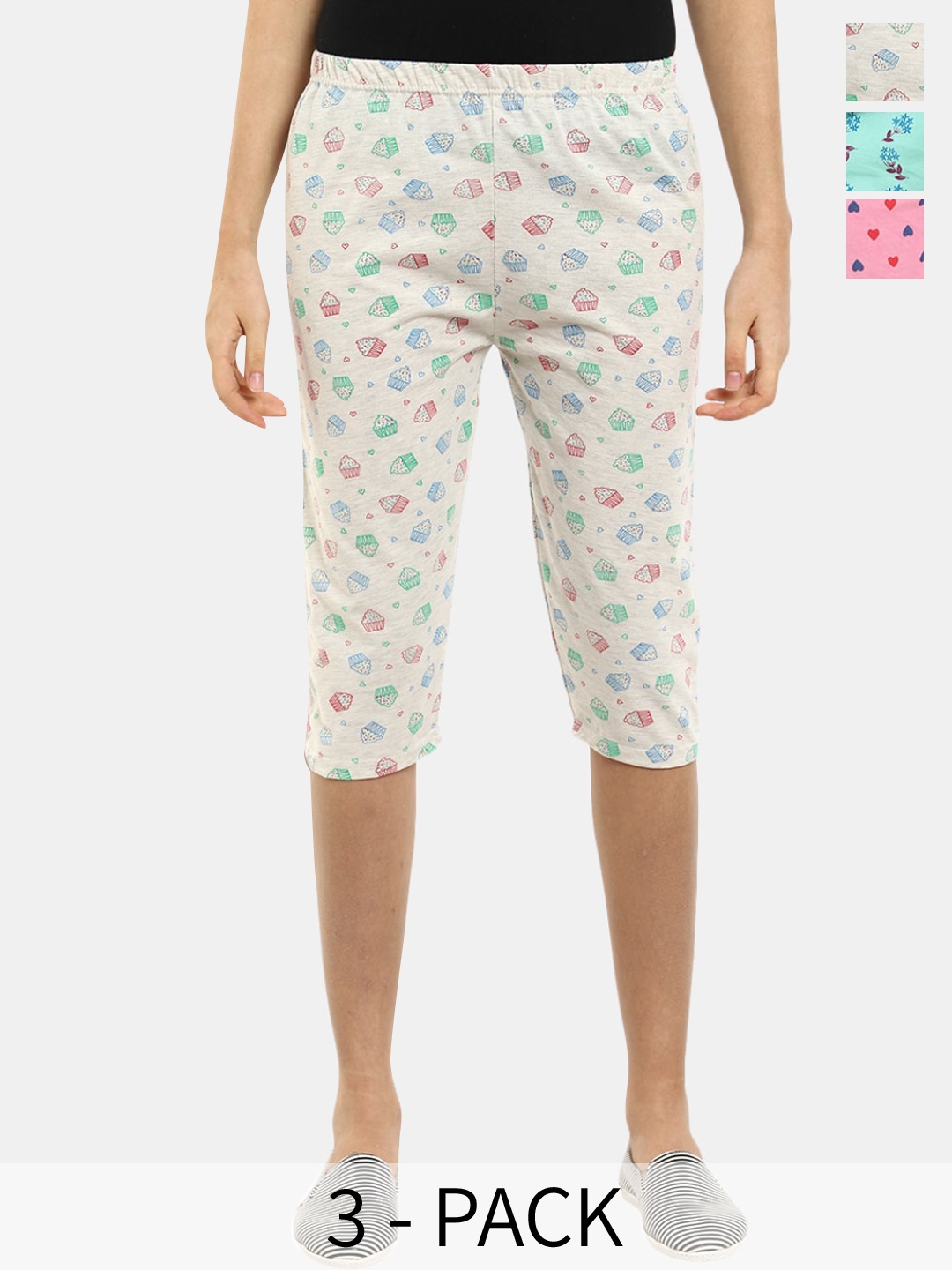 

V-Mart Women Printed Shorts, Pink