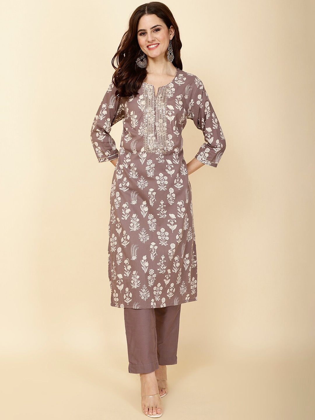 

Meena Bazaar Floral Printed Notched Neck Sequinned Kurta with Trousers, Grey