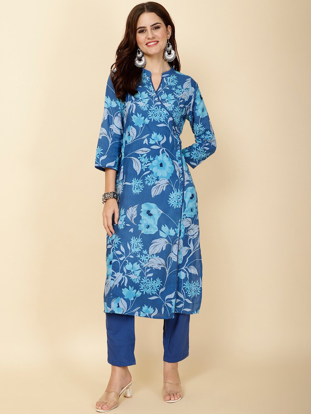

Meena Bazaar Floral Printed Sequined Kurta with Trousers, Blue