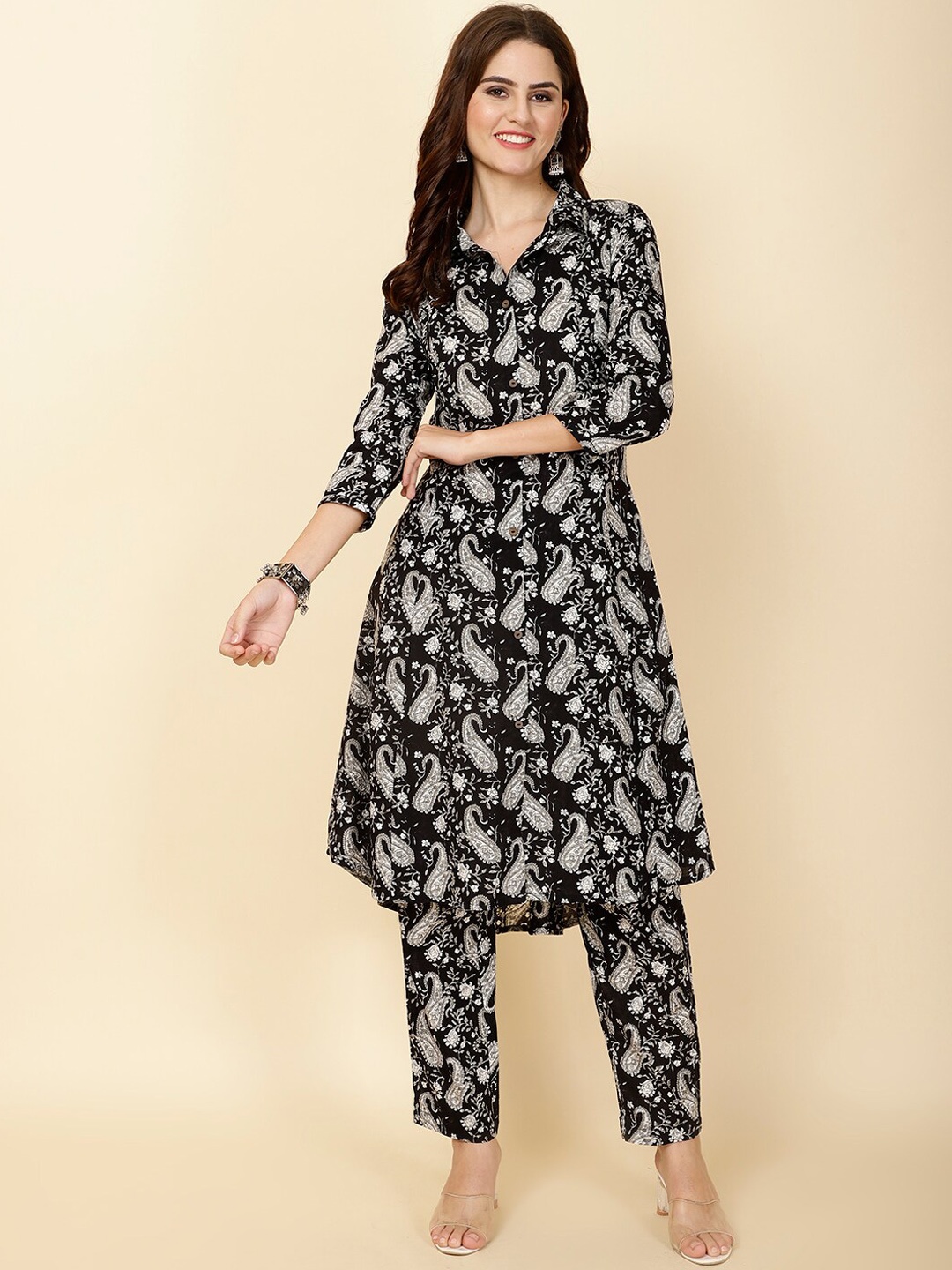 

Meena Bazaar Ethnic Motifs Printed Regular A-Line Kurta With Trousers, Black