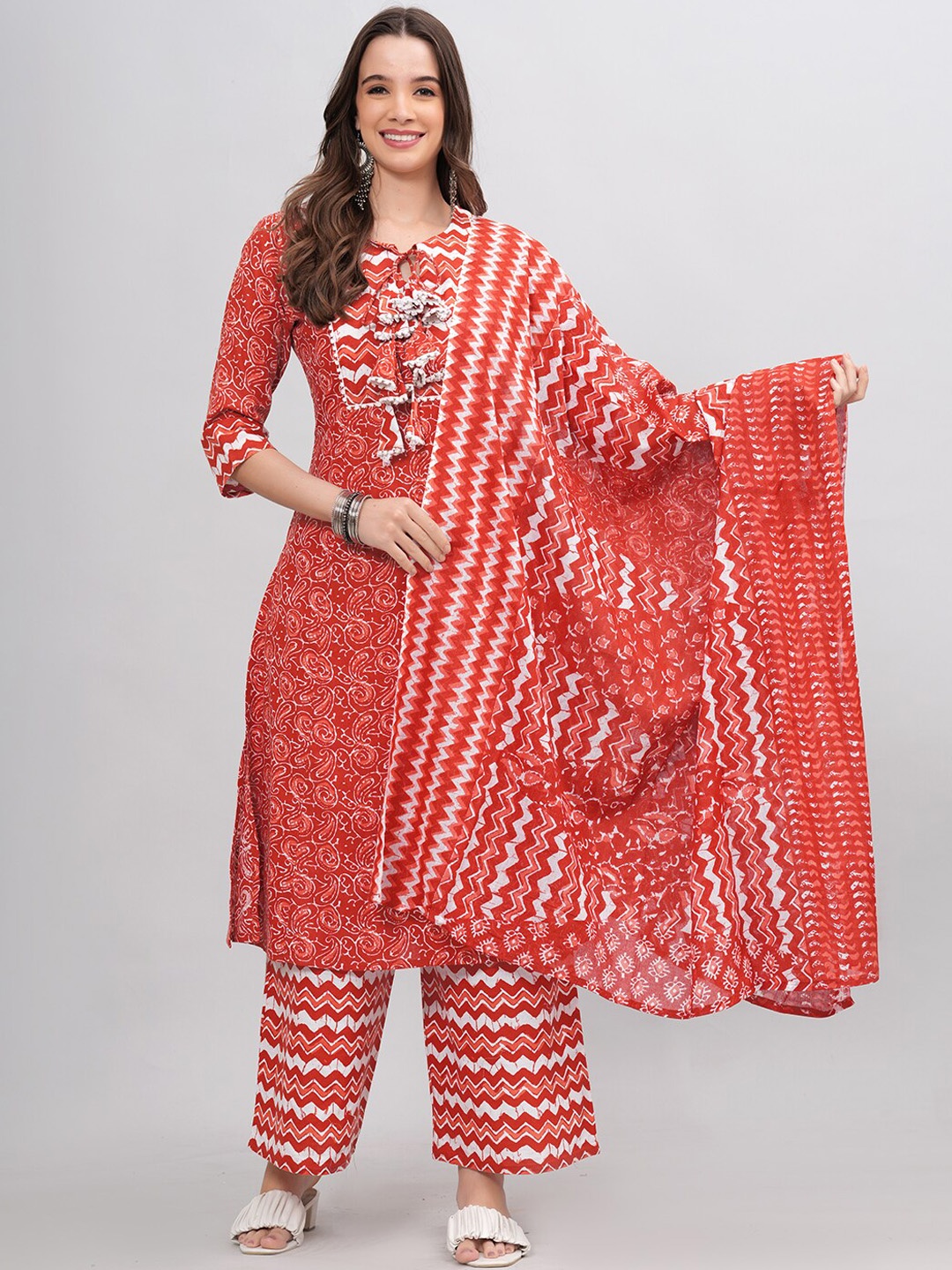 

JC4U Ethnic Motifs Printed Pure Cotton Kurta & Palazzos With Dupatta, Red
