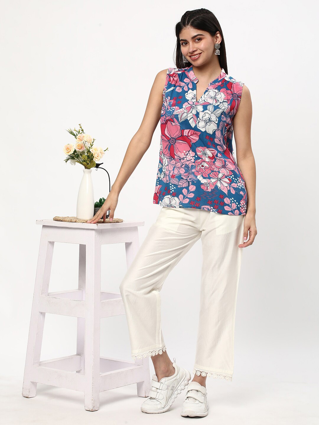 

R&B Floral Print Top, Blue