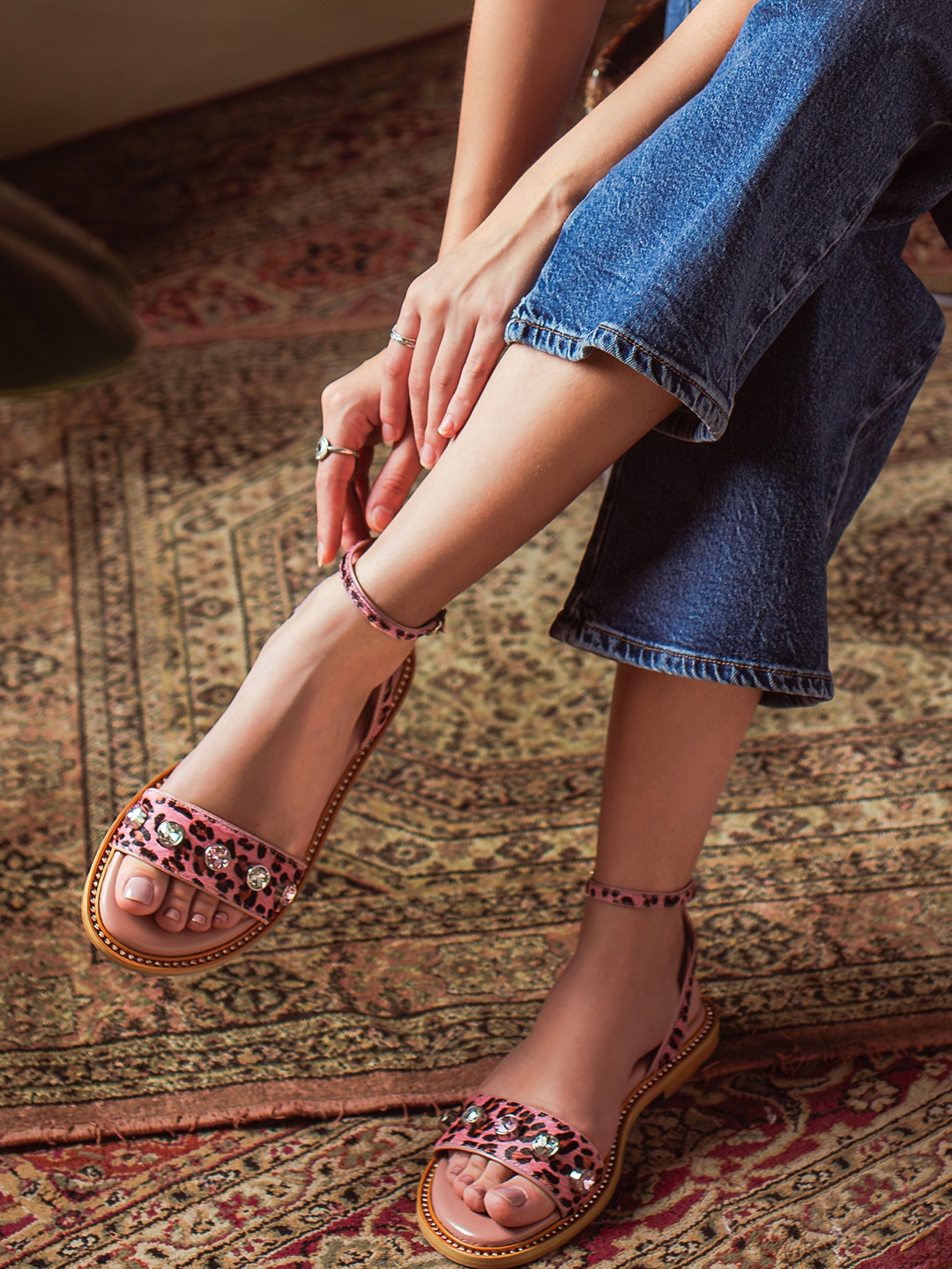 

Saint G Women Printed Open Toe Flats, Pink