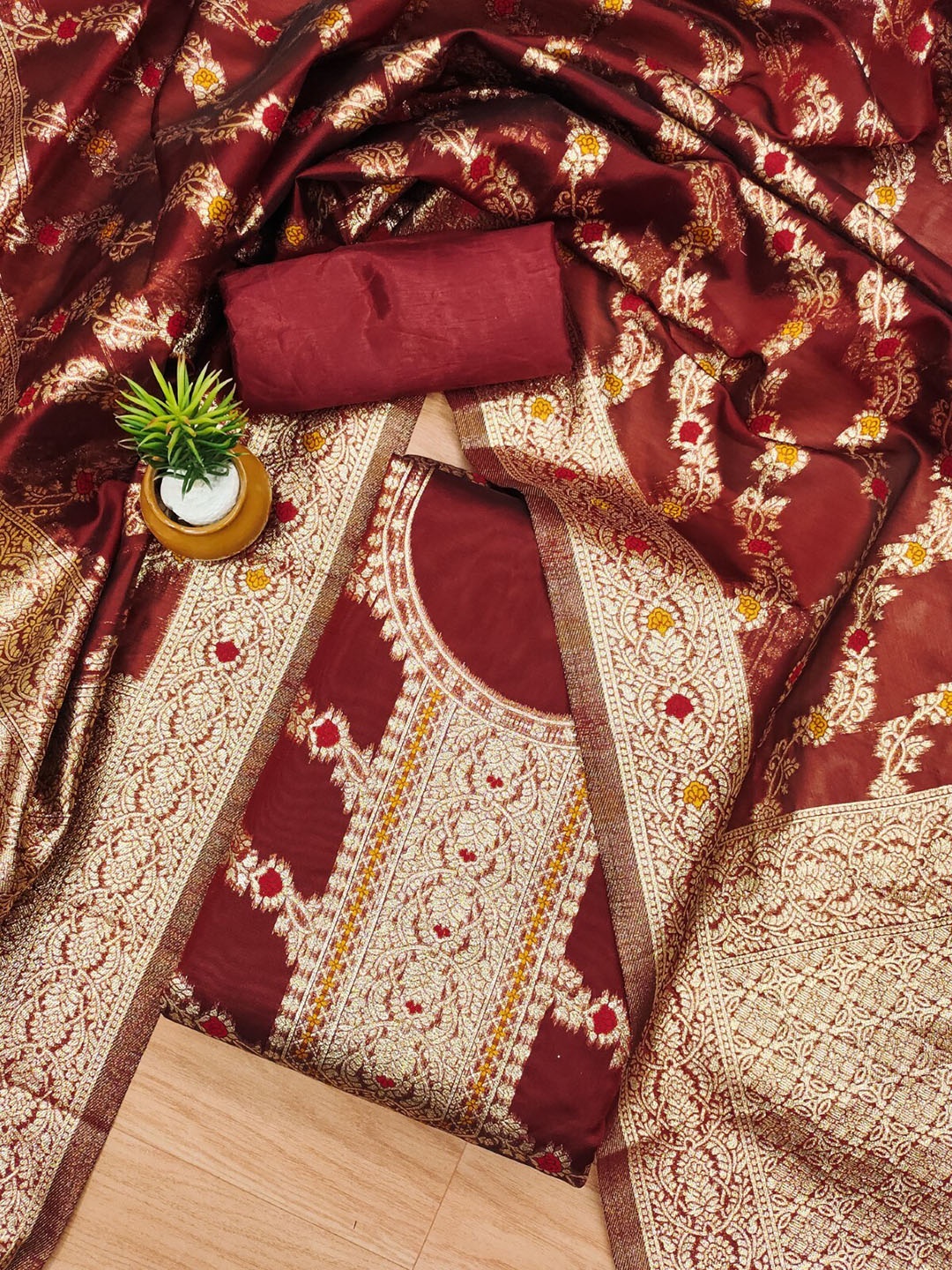 

Panzora Floral Woven Design Zari Unstitched Dress Material, Maroon