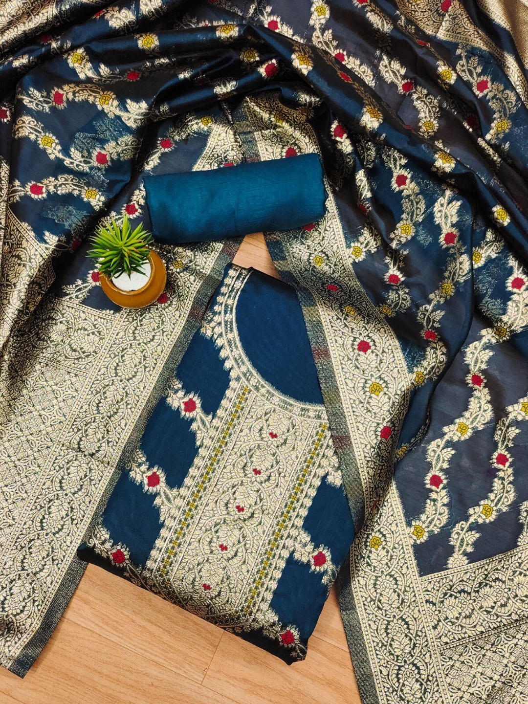 

Panzora Floral Woven Design Zari Unstitched Dress Material, Teal