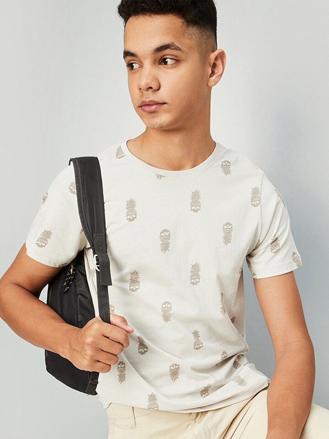 

max Boys Pockets T-shirt, Grey
