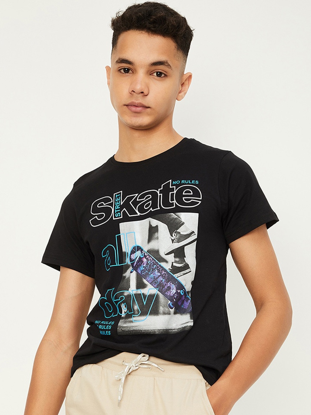 

max Boys Printed Applique T-shirt, Black