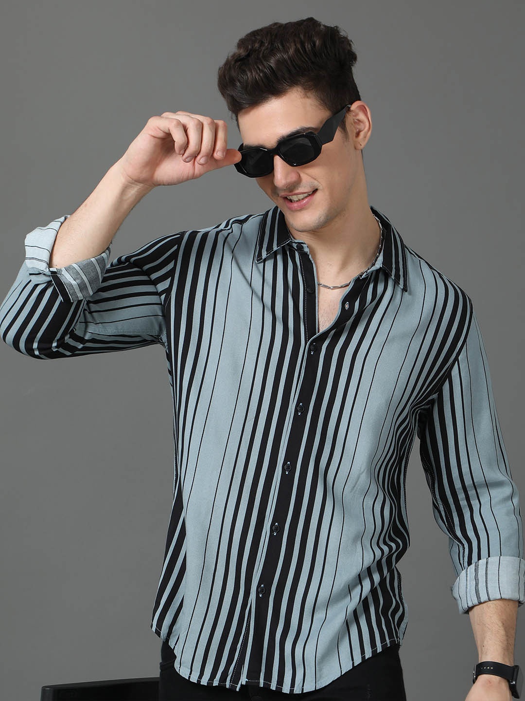 

HERE&NOW Men Slim Fit Opaque Striped Casual Shirt, Multi